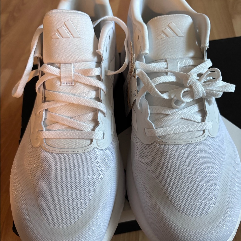 adidas White Women’s Athletic Running Sneakers